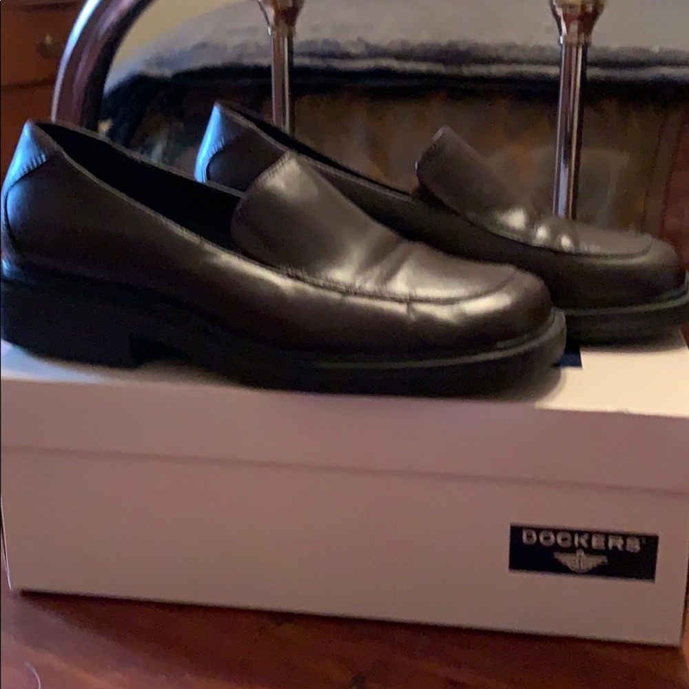 Ladies Dockers shoes